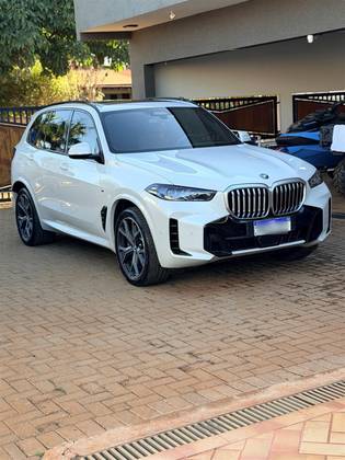 BMW X5 3.0 I6 TURBO HÍBRIDO XDRIVE50E M SPORT AUTOMÁTICO BMW X5 3.0 I6 TURBO HÍBRIDO XDRIVE50E M SPORT AUTOMÁTICO